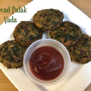 Bread Palak Vada Recipe served on a plate with tomato ketchup on the side