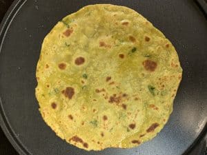 cooked indian avocado flatbreads on tawa