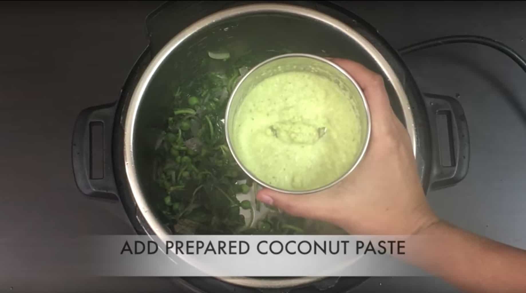 adding the prepared coconut paste to methi rice bath
