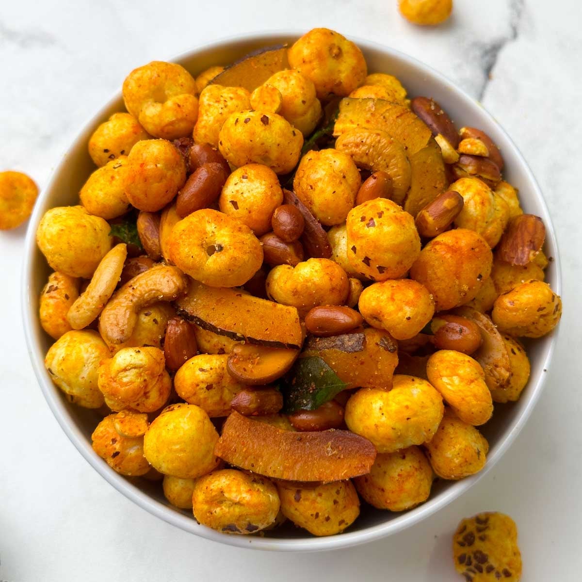 Roasted Makhana Chivda (Makhana Namkeen)