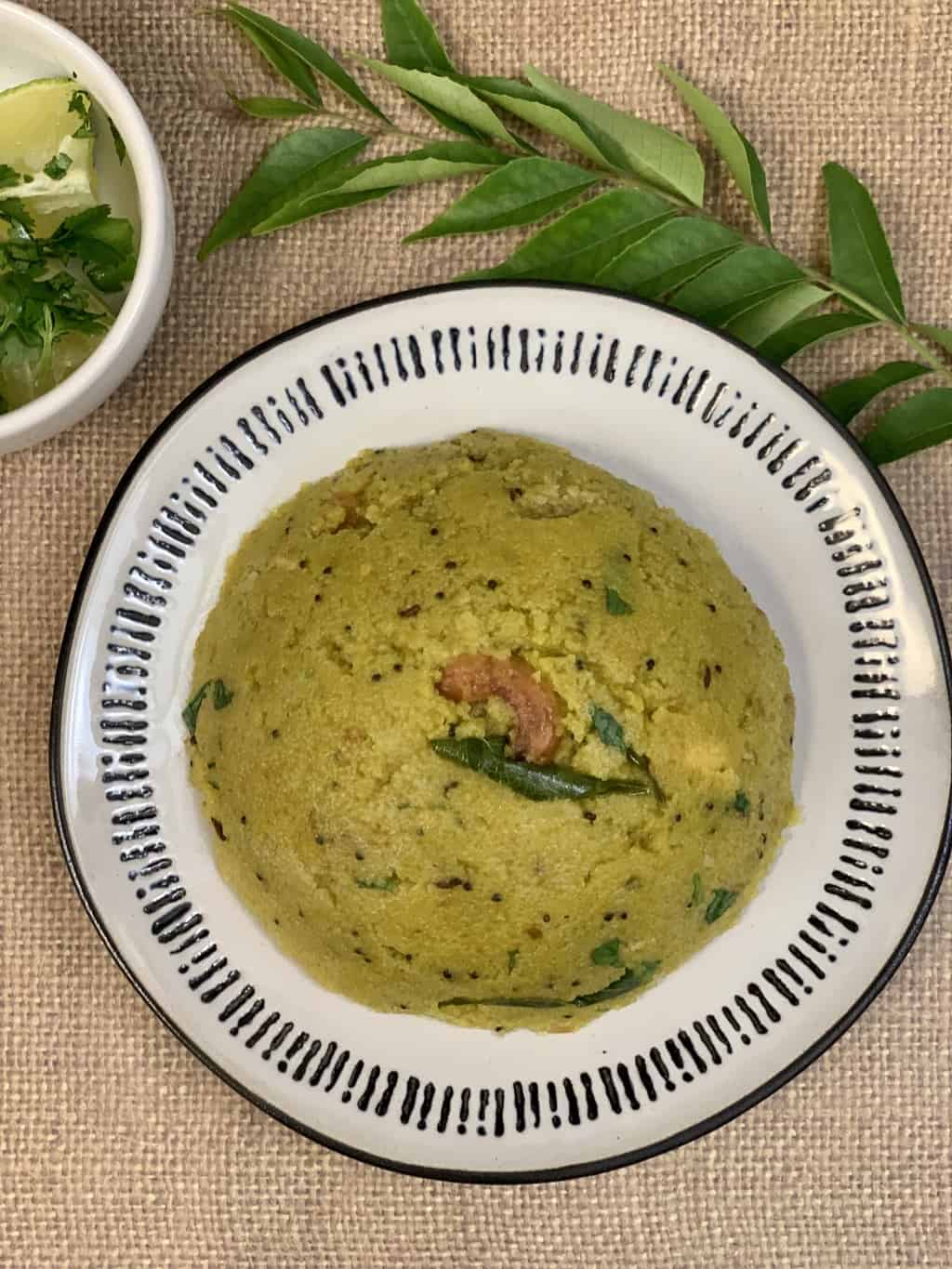 Easy and healthy breakfast dish prepared with rava / semolina ,spinach and tomato as main ingredients. It is basically another variety of popular rava upma recipe with spinach and tomato flavour.