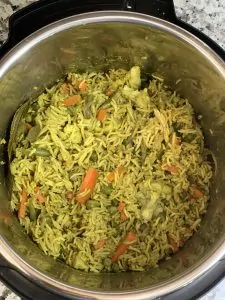  pulao vegetal na inserção instantânea do potenciômetro