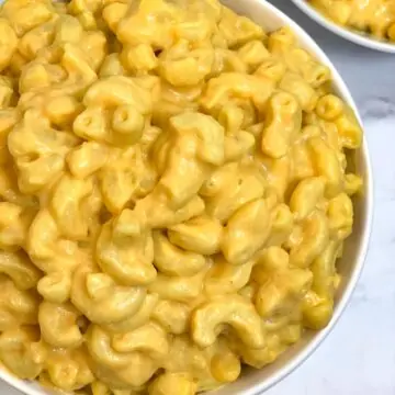 Vegan Mac and Cheese served in a white bowl