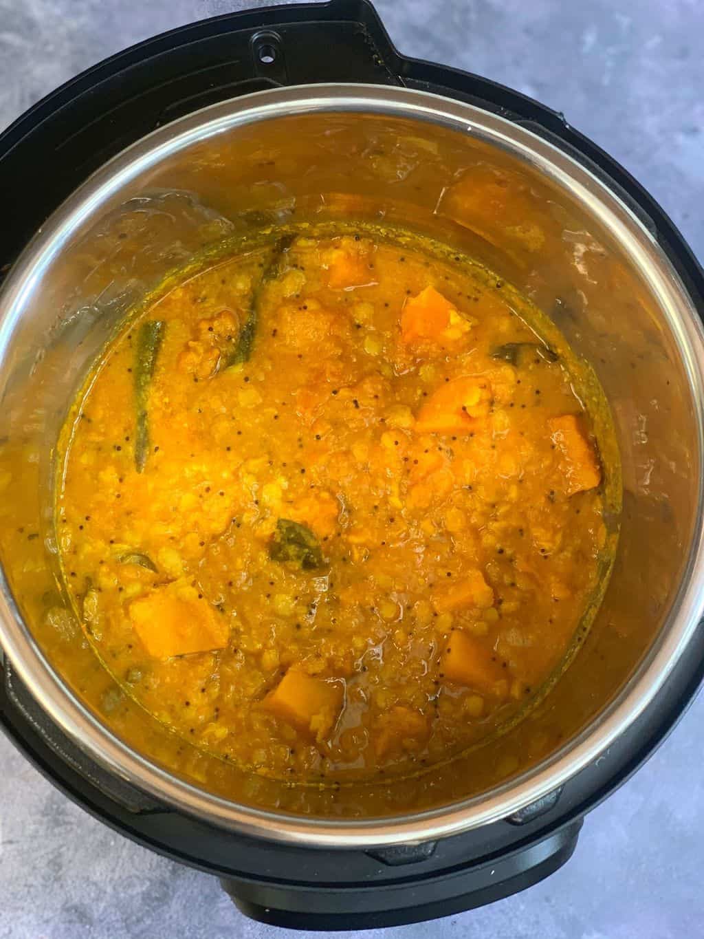 sweet pumpkin sambar in instant pot insert