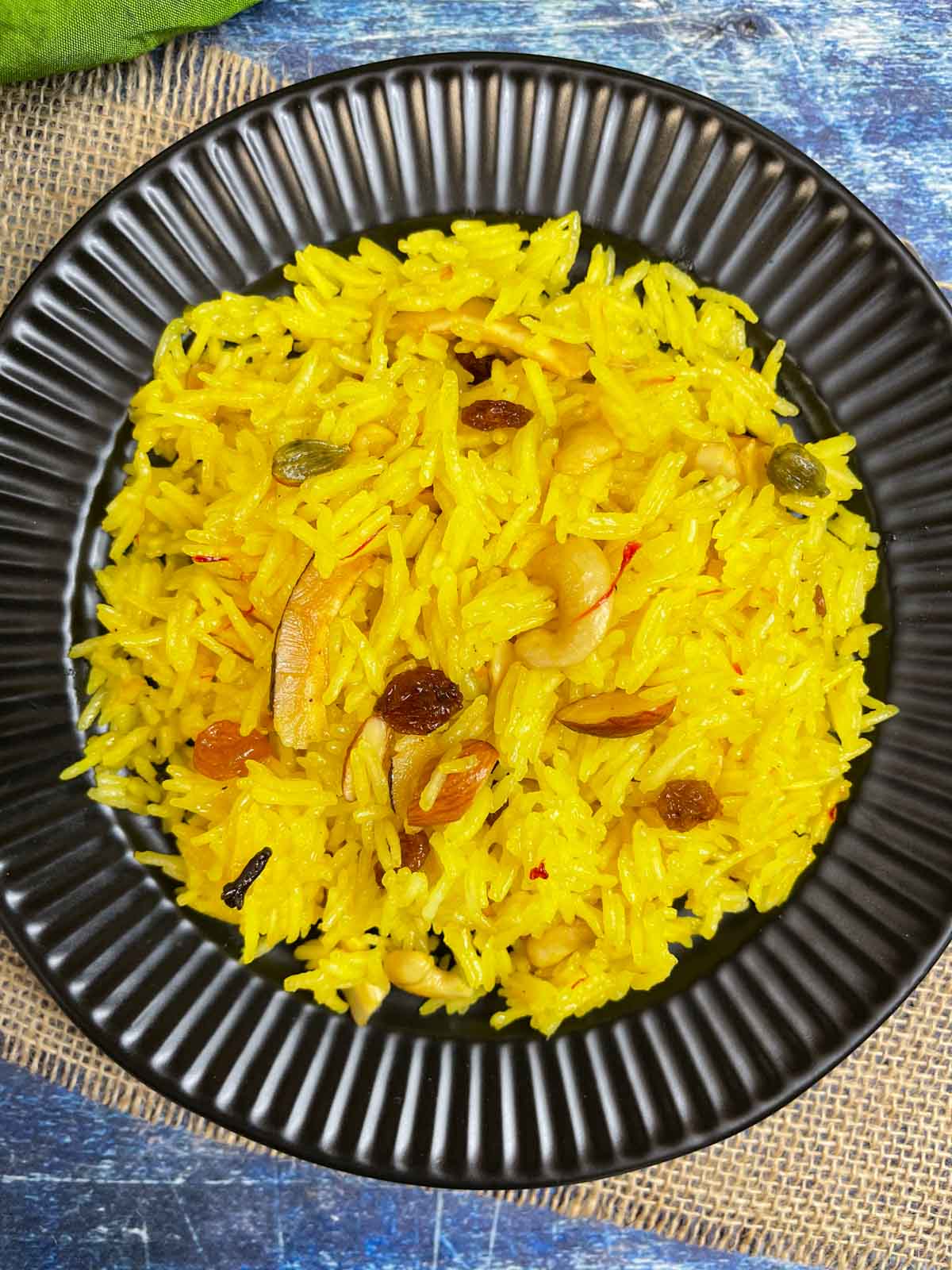 zarda pulao served in a plate