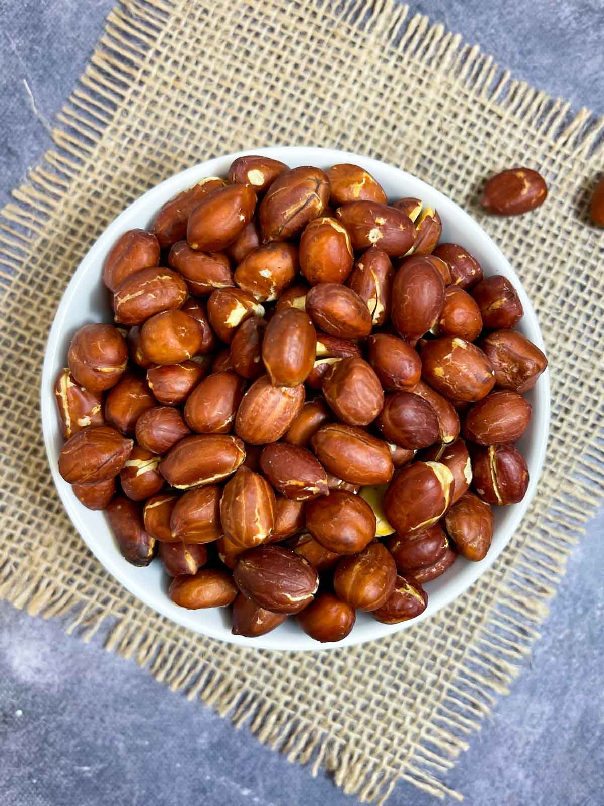 air fryer roasted peanuts served on a bowl