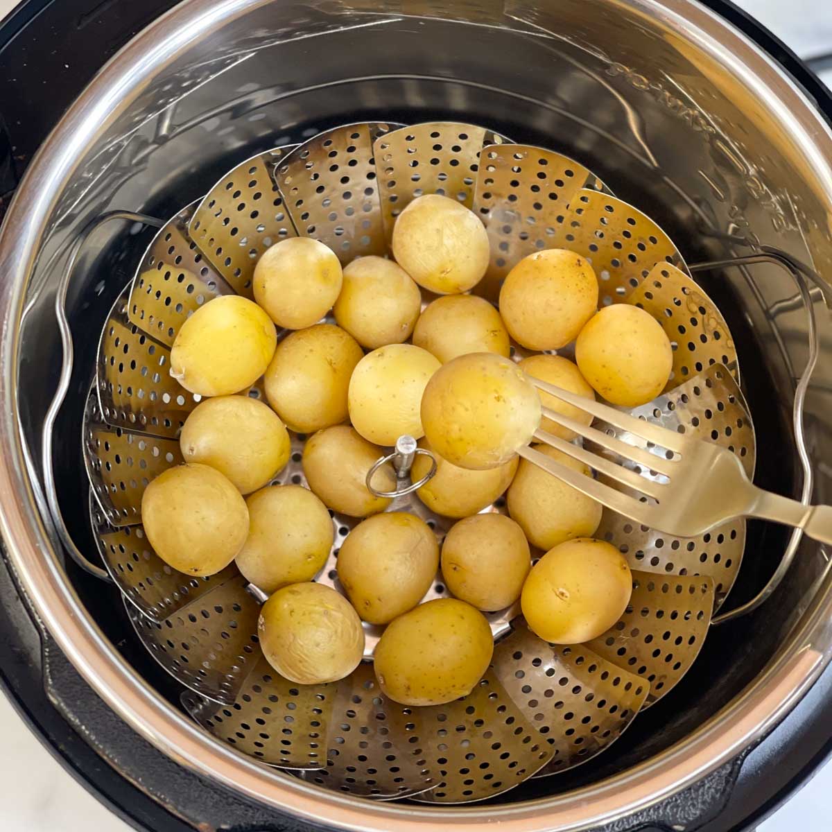 Instant Pot Baby Potatoes (Boiled / Steamed) < The Love of Spice