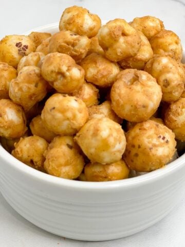 peanut butter makhana served in a bowl