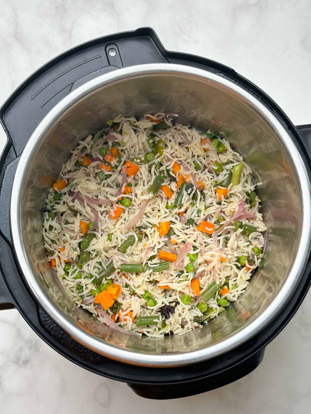 veg pilaf in instant pot insert