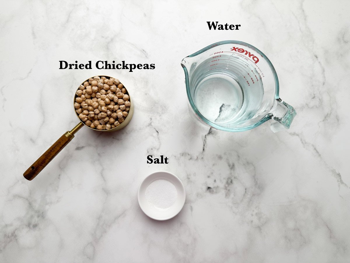 Instant pot chickpeas ingredients