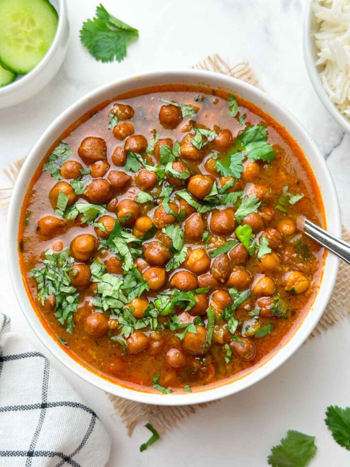 Kala Chana (Black Chickpeas Curry) - Instant Pot - Indian Veggie Delight