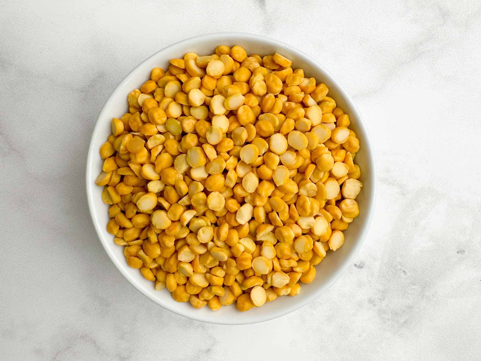 chana dal in a bowl