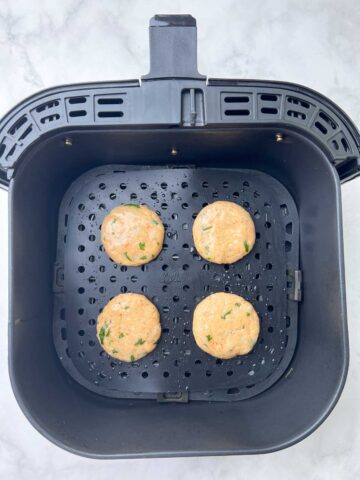 aloo tikki on the air fryer basket