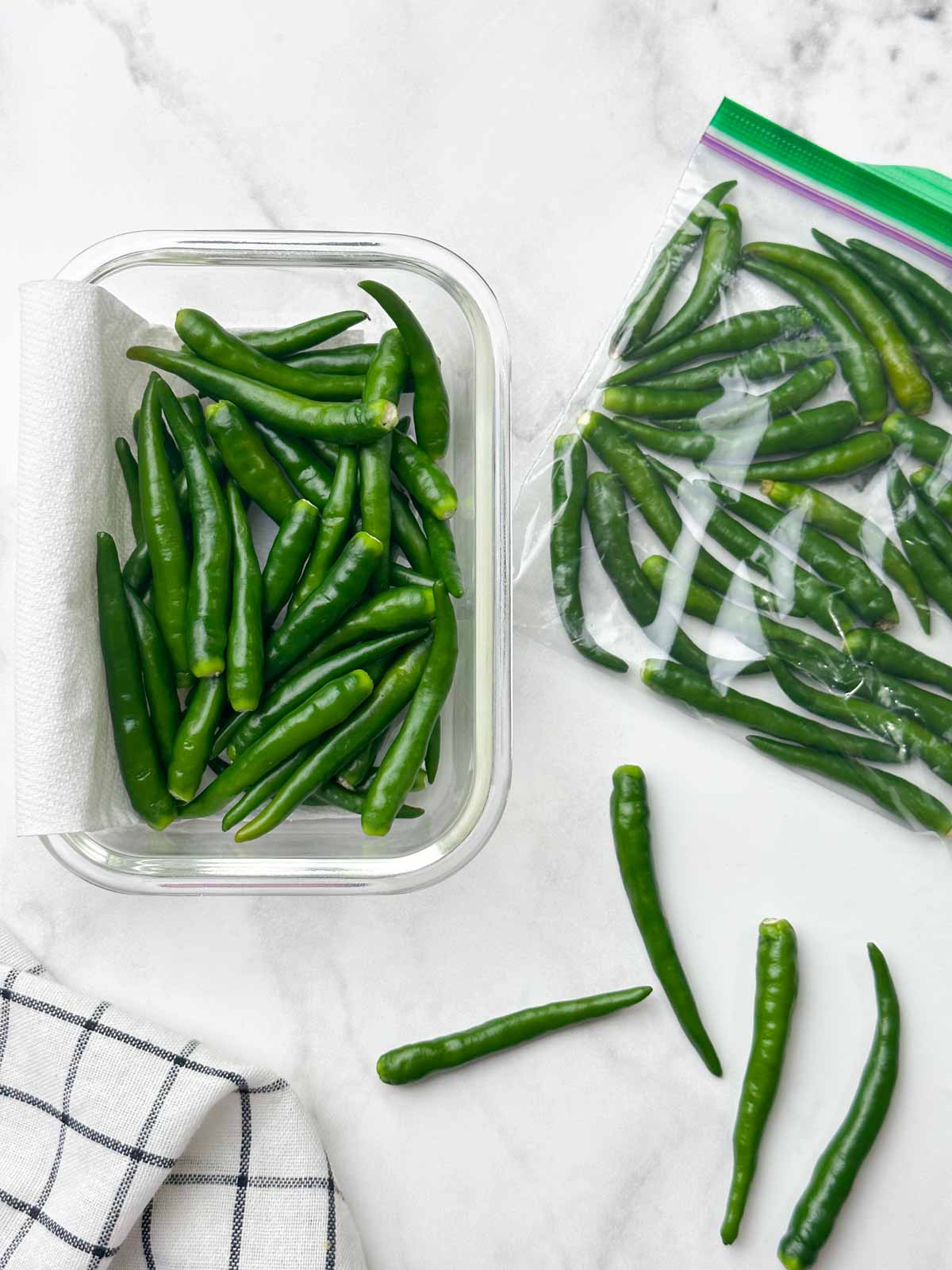 indian green chillies on the board