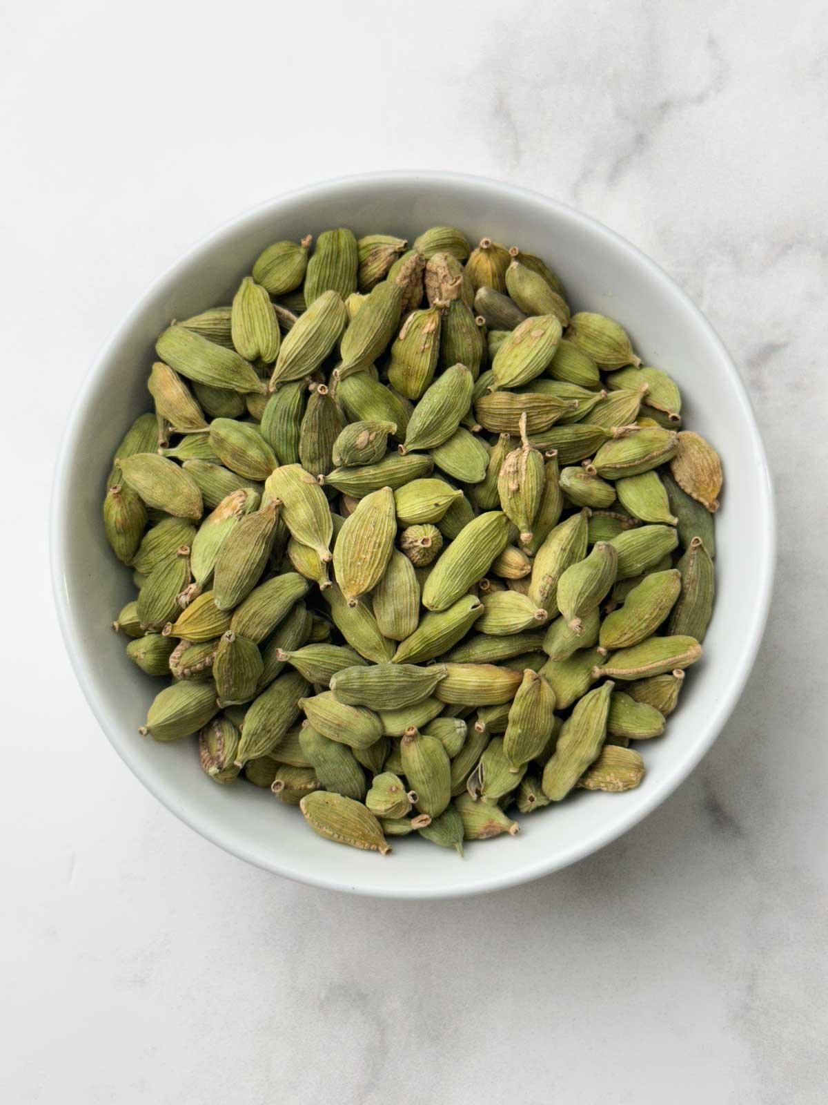 Green Cardamom (Elachi) in a bowl